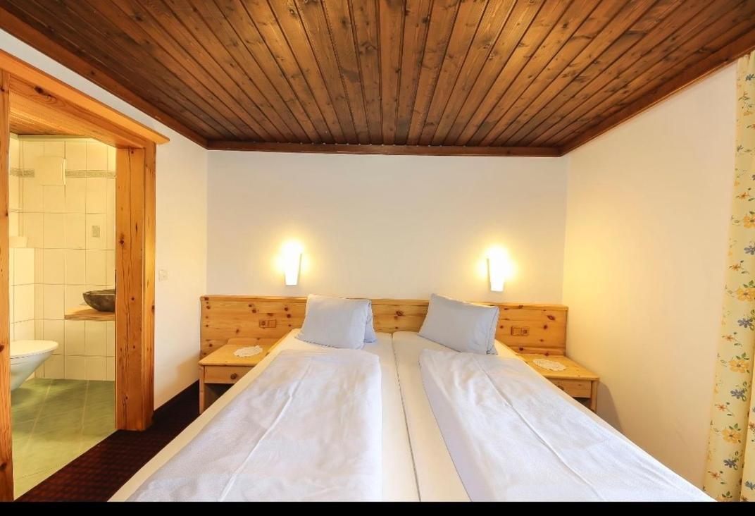 Hochwart Hof Bed & Breakfast Bed & Breakfast Saalbach-Hinterglemm Exterior photo